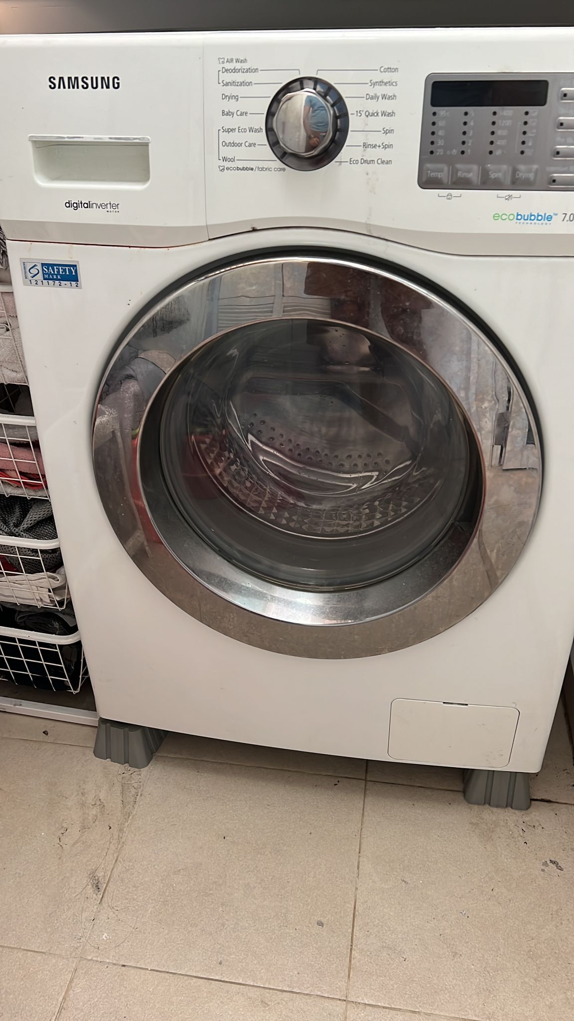 Washing Machine Checking For Drainage Issue 1