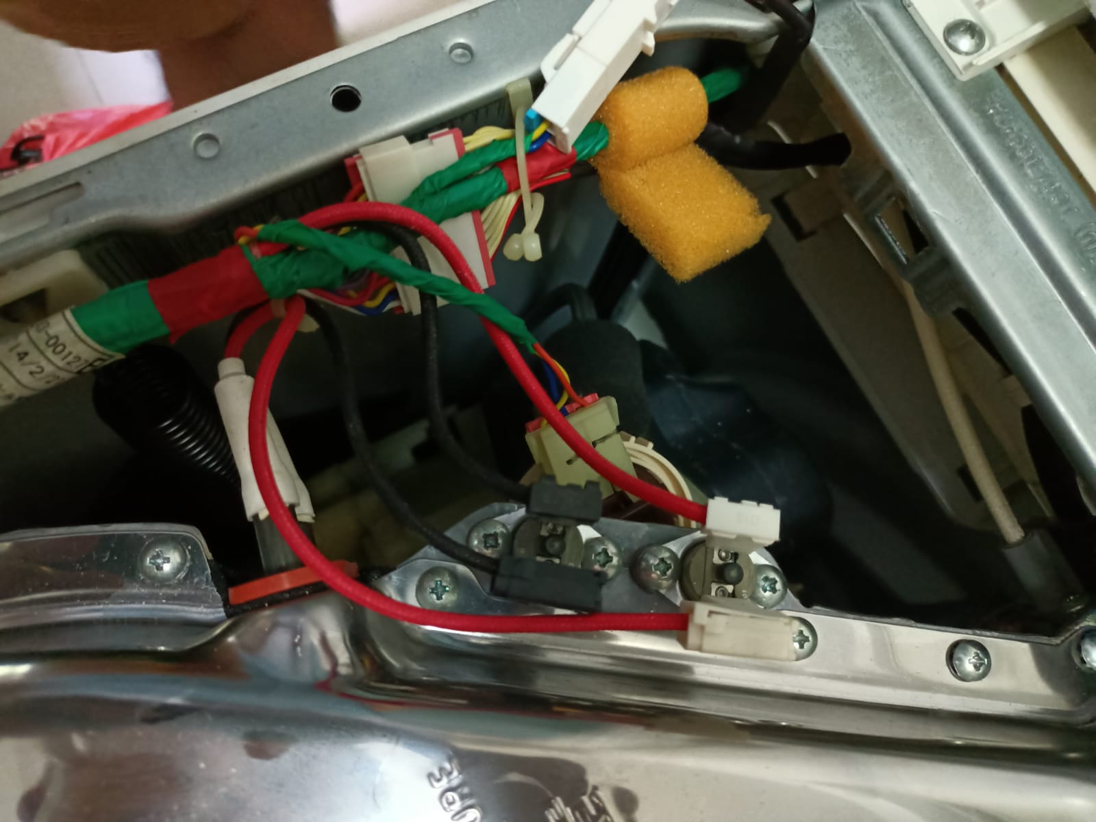 Washing Machine Checking For Drainage Issue 4