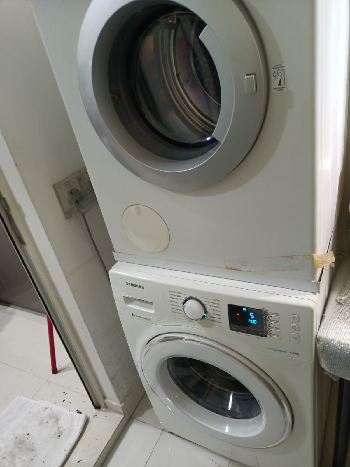 Washing Machine Checking For Filter Issue 1