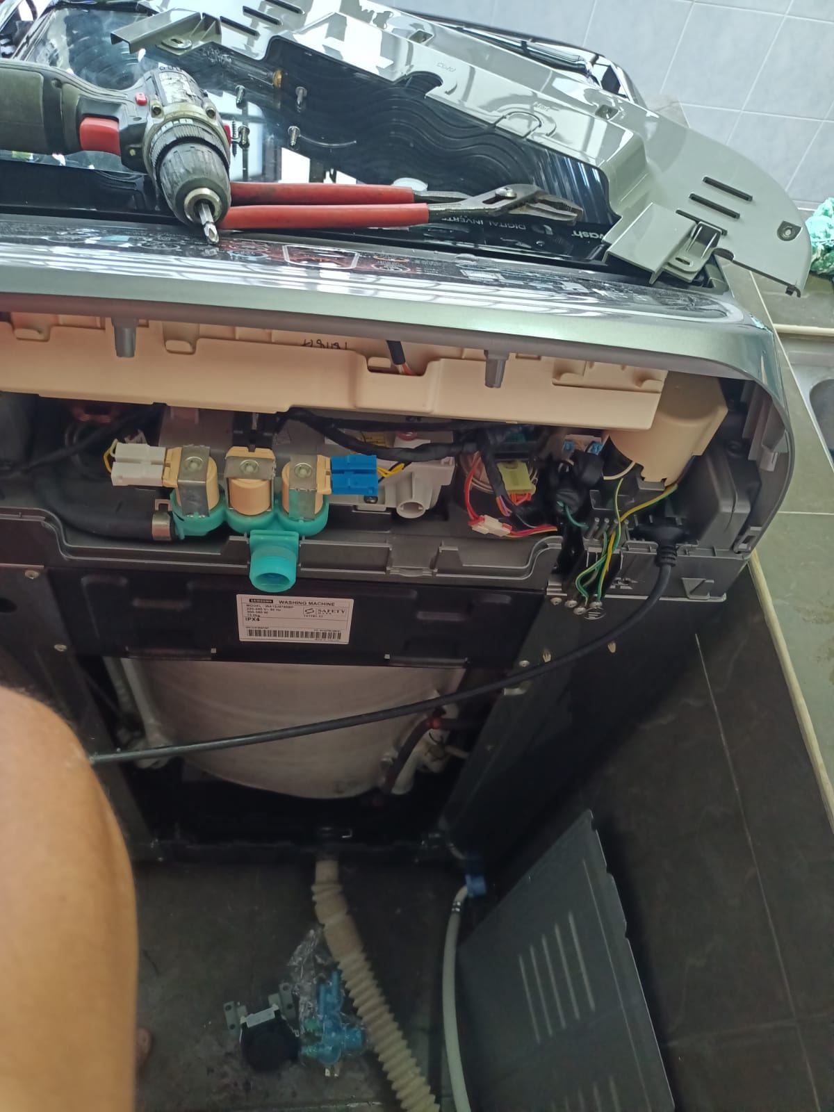 Washing Machine Checking For Outlet Issue 12