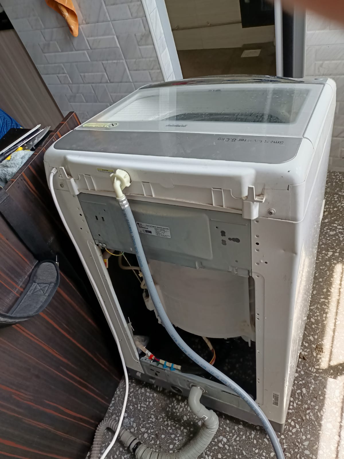 Washing Machine Checking For Drainage Issue 1