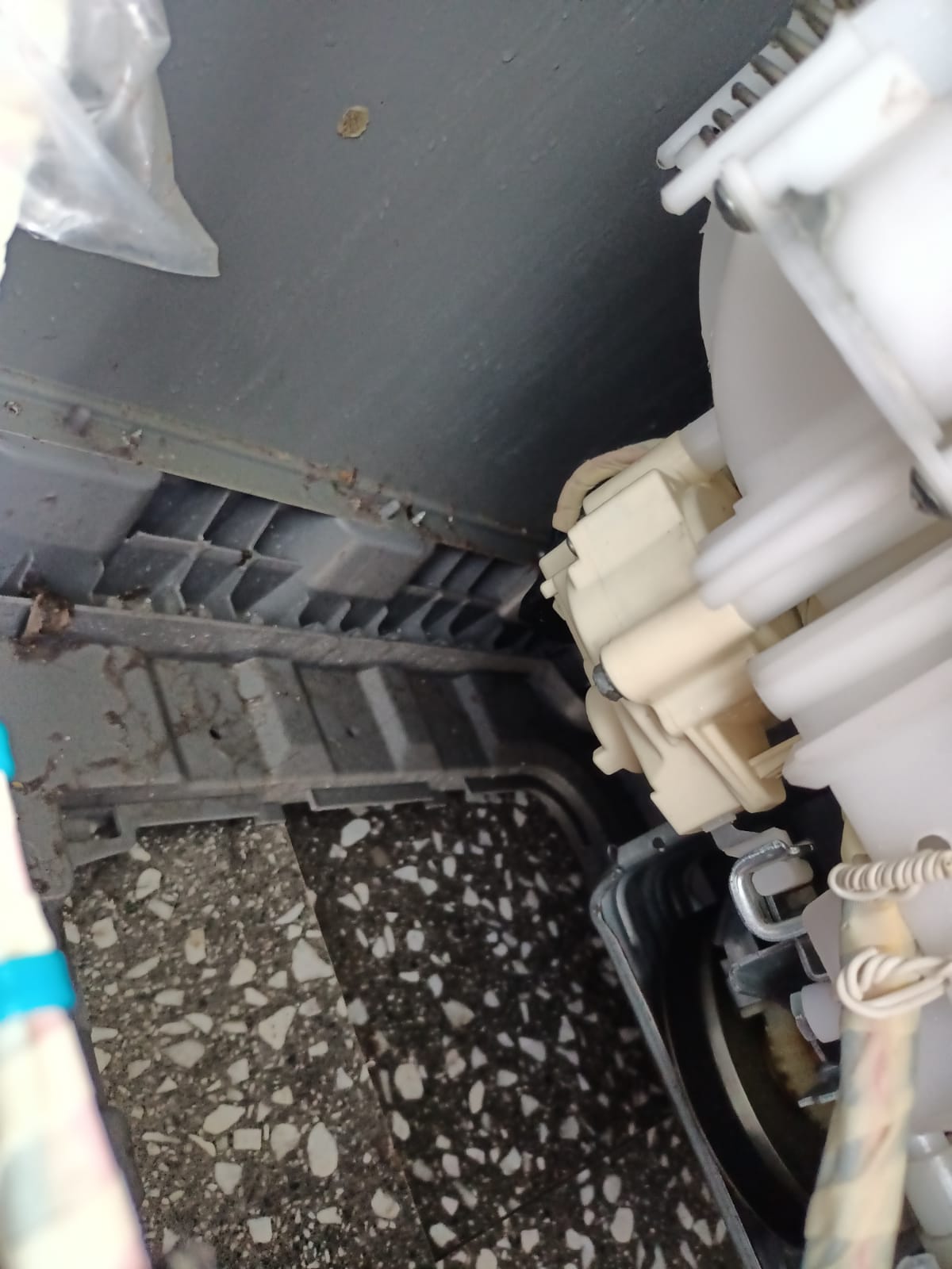 Washing Machine Checking For Drainage Issue 2