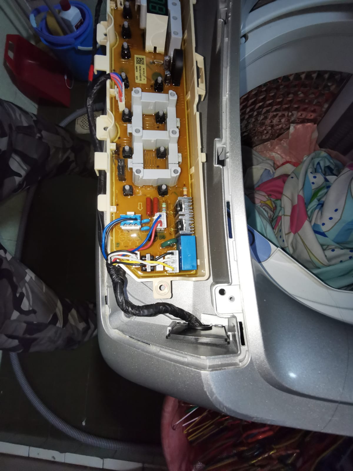 Washing Machine Checking For Control Panel Issue 1