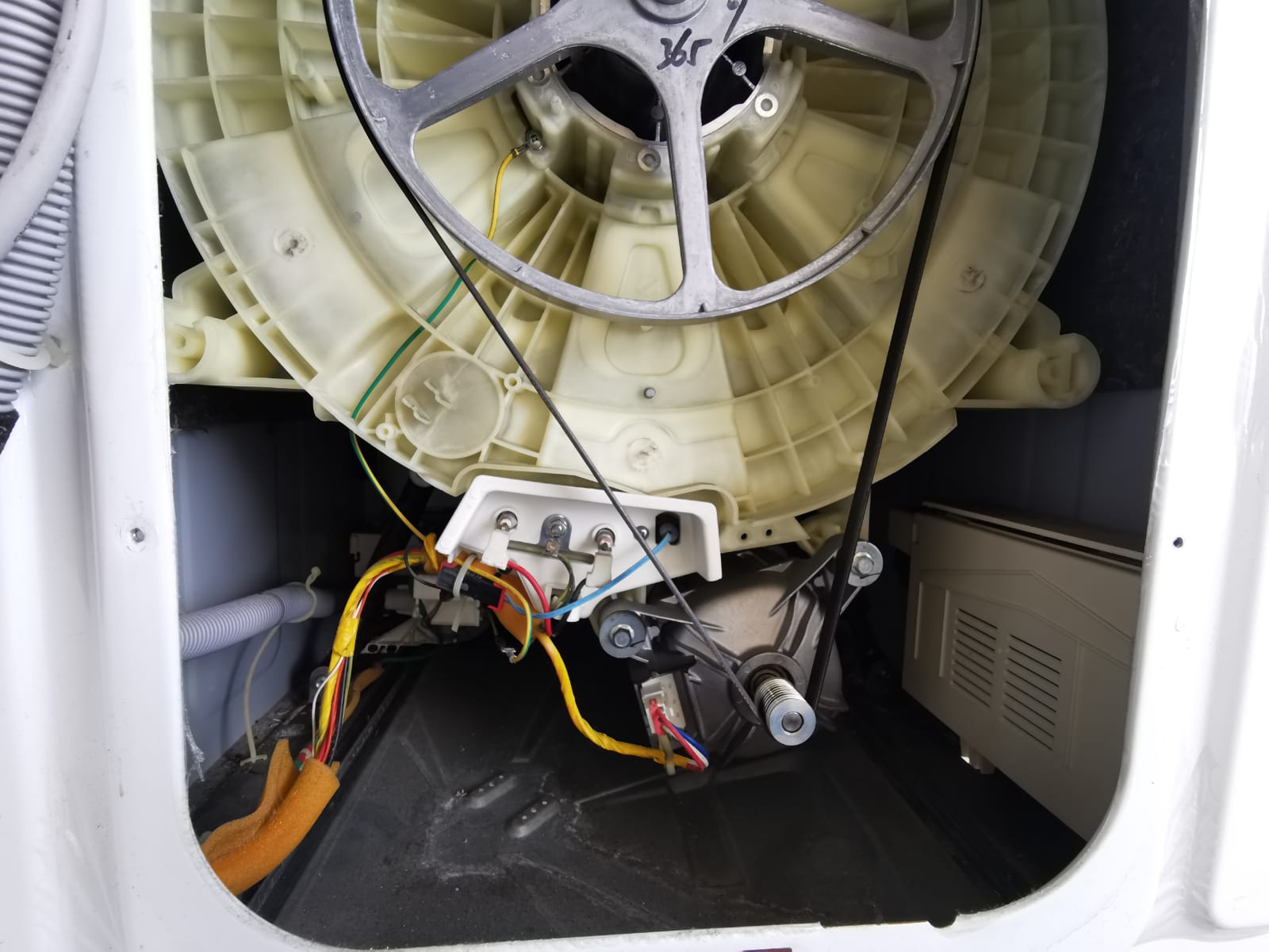 Washing Machine Checking For Drum Issue 11