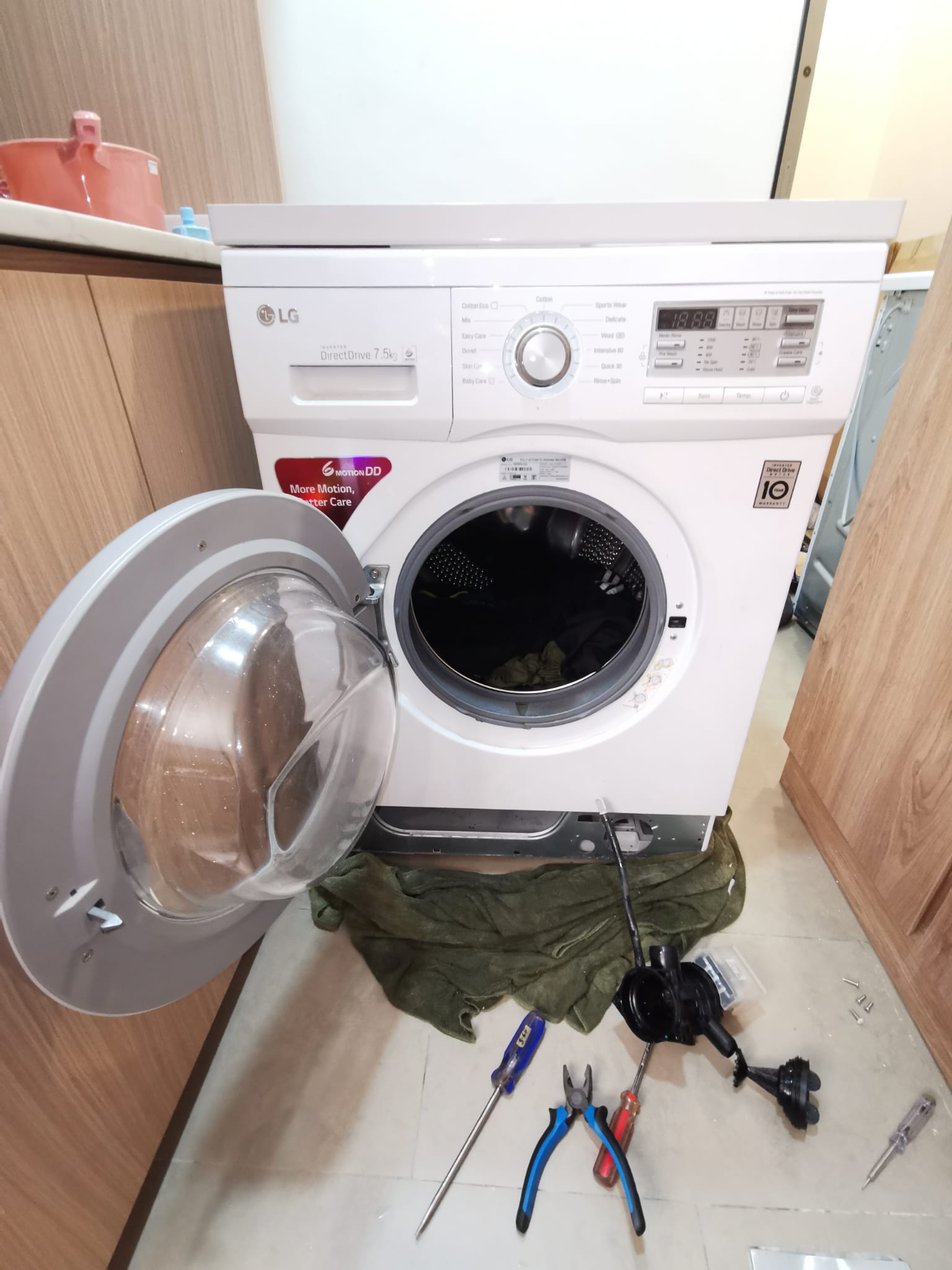 Washing Machine Checking For Filter Issue 2