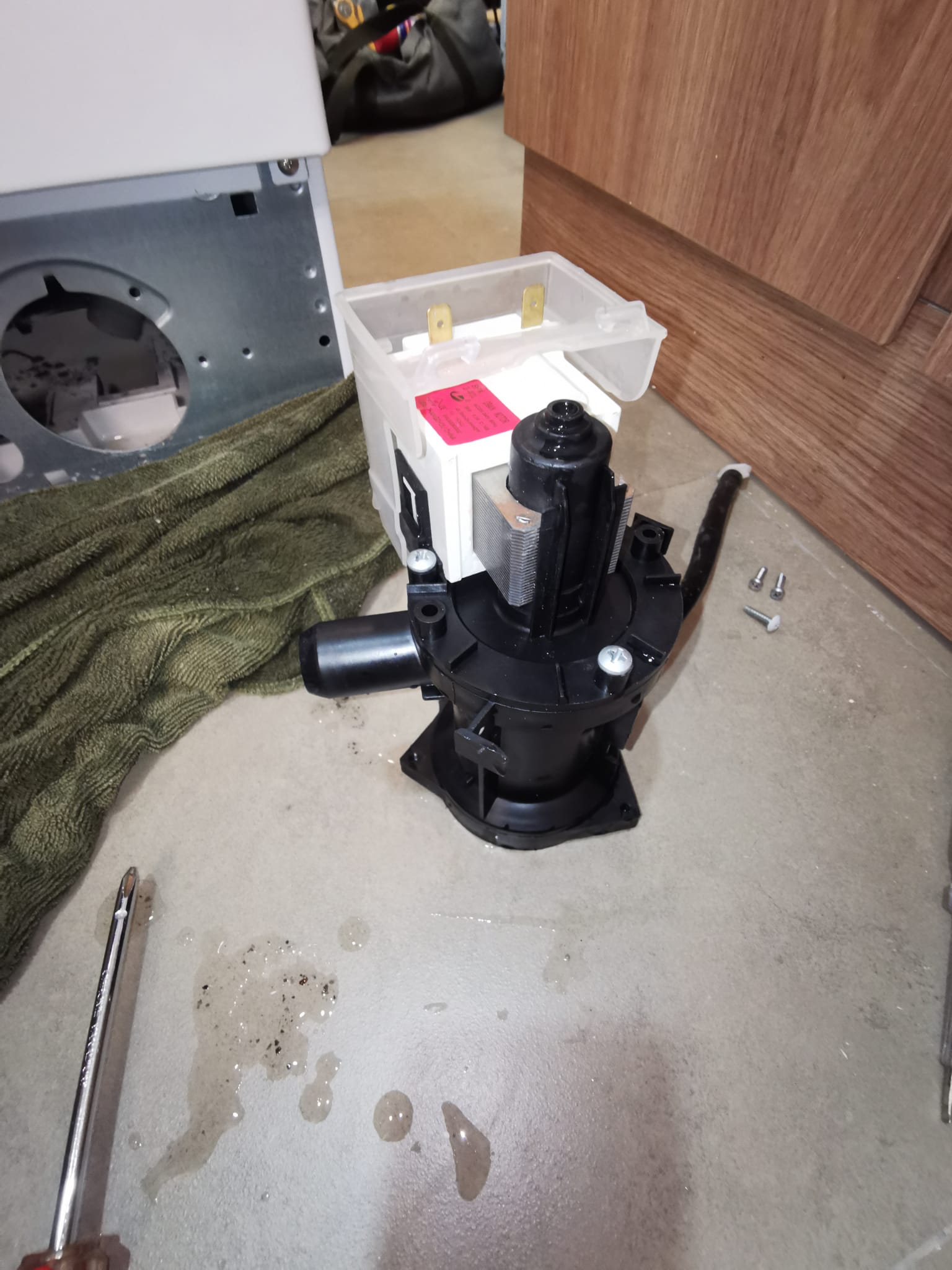 Washing Machine Checking For Filter Issue 3