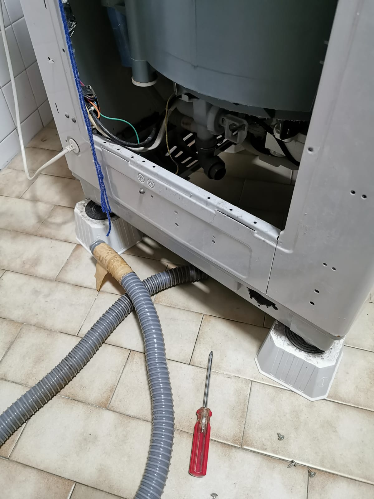 Supply And Replace New Drainage Pipe For Washing Machine 5
